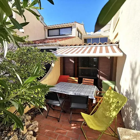 Villa Résidence Maisons De La 1 - Maisonnette En Duplex Avec Vue Sur Pour 5 Personnes. Réf: 1mm1_96 Mae-1691 *